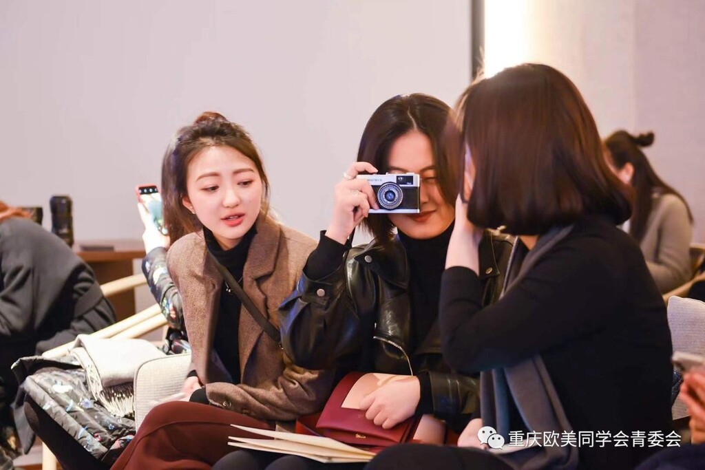 重庆欧美同学会青委会国际青年摄影师分享会圆满举办_重庆欧美同学会
